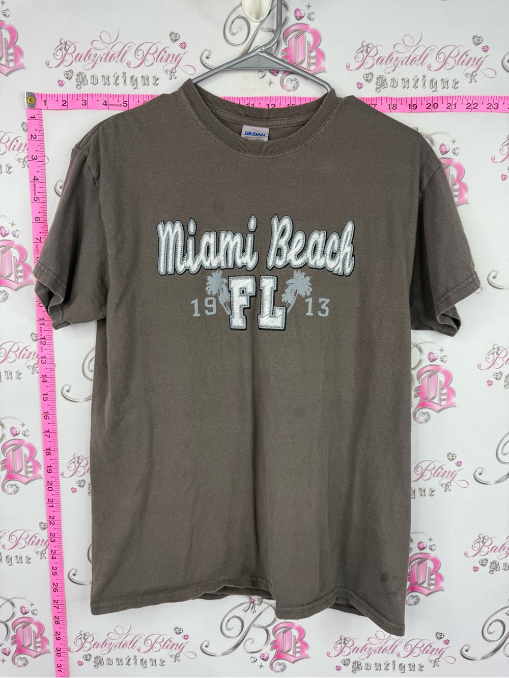 Gildan Miami Beach FL Short-Sleeve Graphic Tee grey